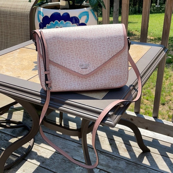 Guess Handbags - Guess Shoulderbag